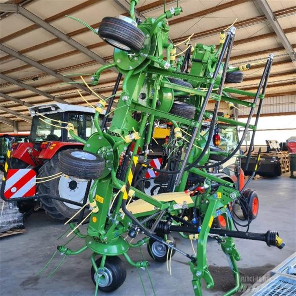 Krone VENDRO 900 Raker og høyvendere
