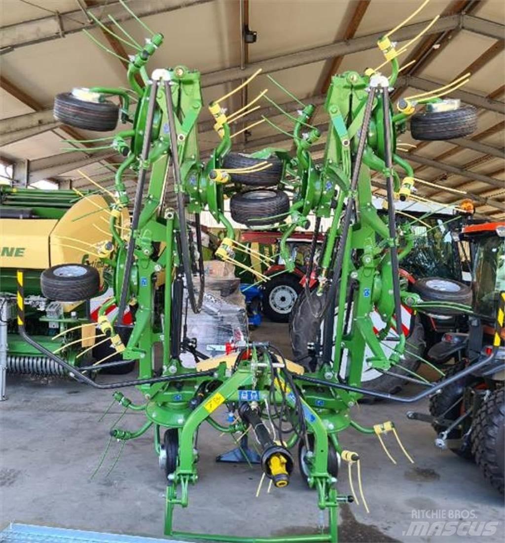Krone VENDRO 900 Raker og høyvendere