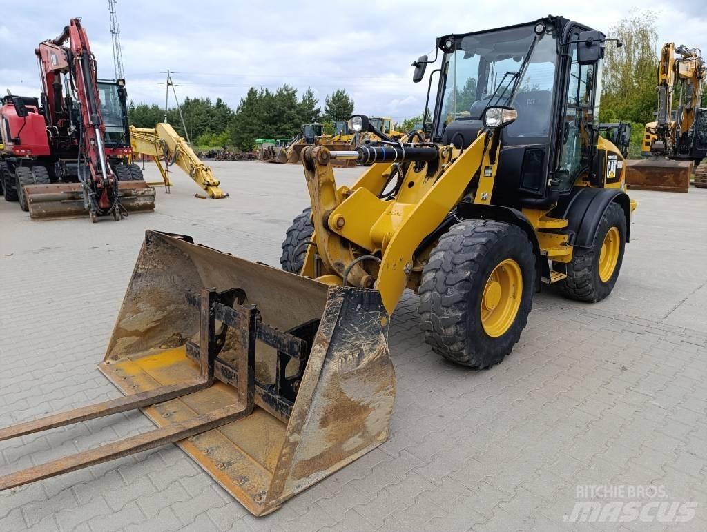 CAT 908M Hjullastere