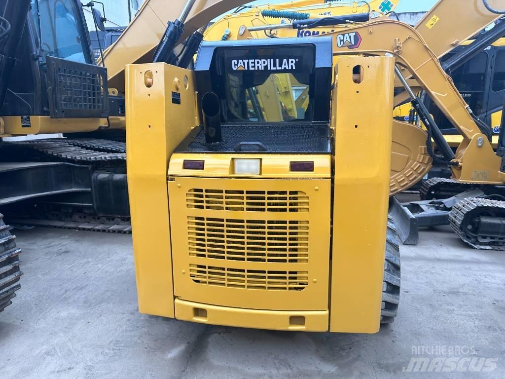 CAT 246 D Kompaktlastere