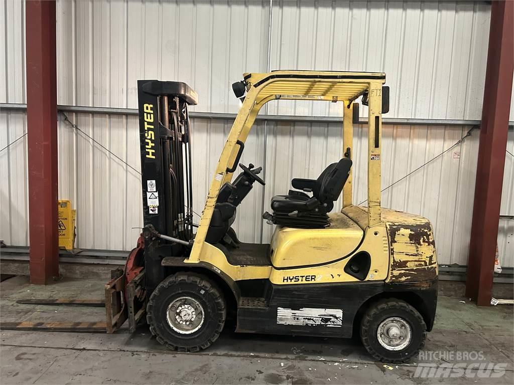 Hyster H2.5XT Diesel Trucker