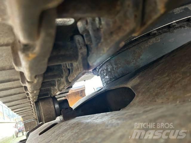 Hitachi EX 120 Beltegraver