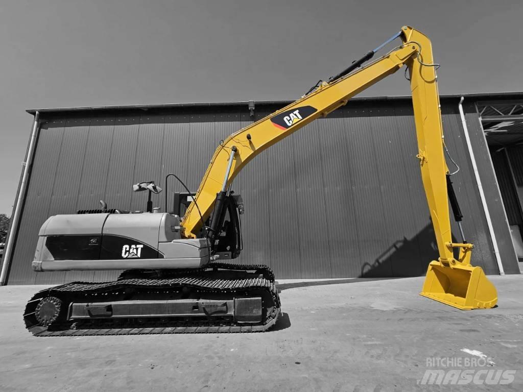 CAT 320 NG 18m Set Traktorgravere