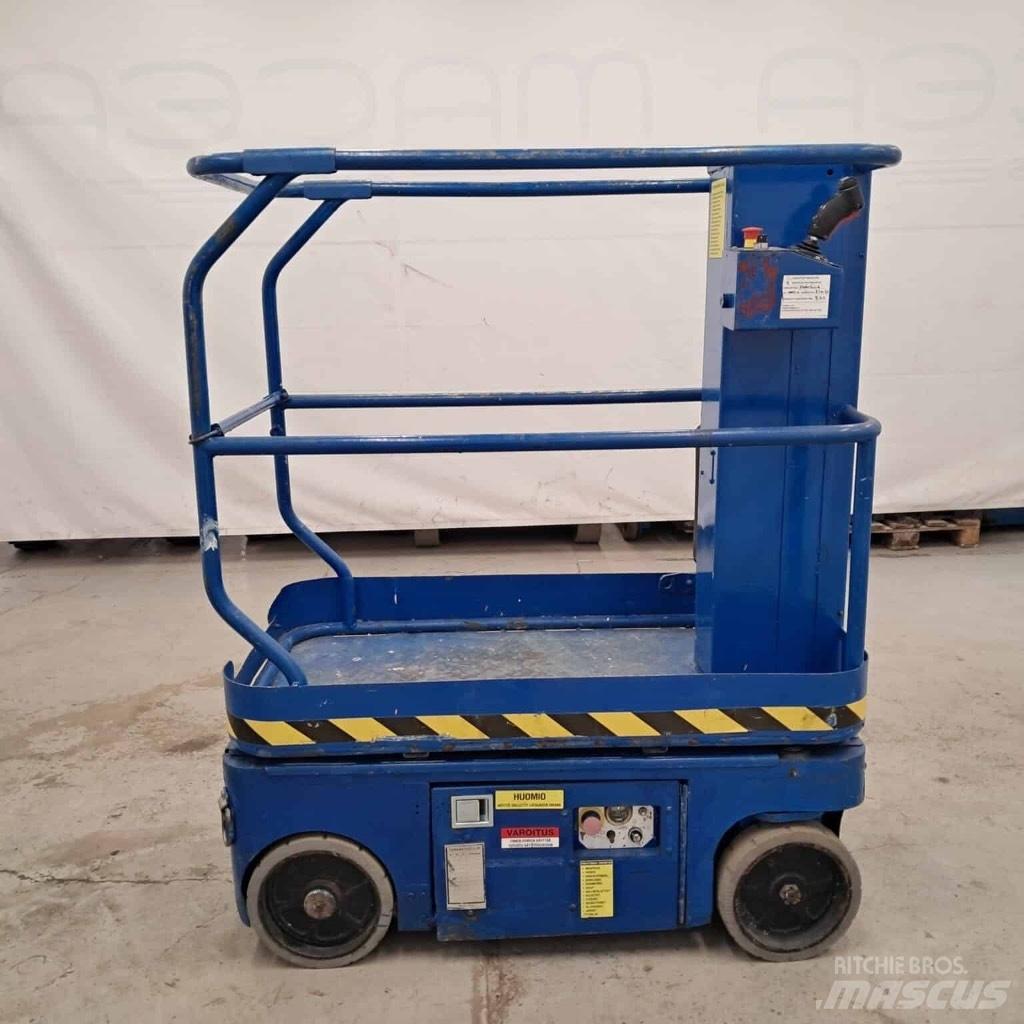 UpRight TM12 Sakselifter