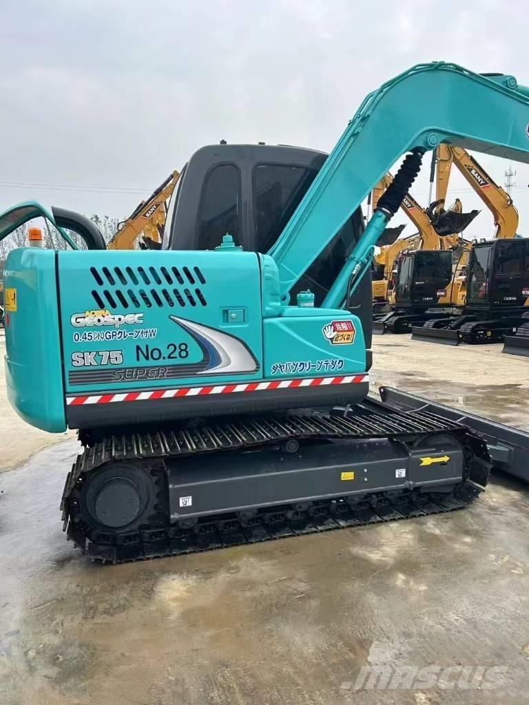 Kobelco SK 75 Beltegraver