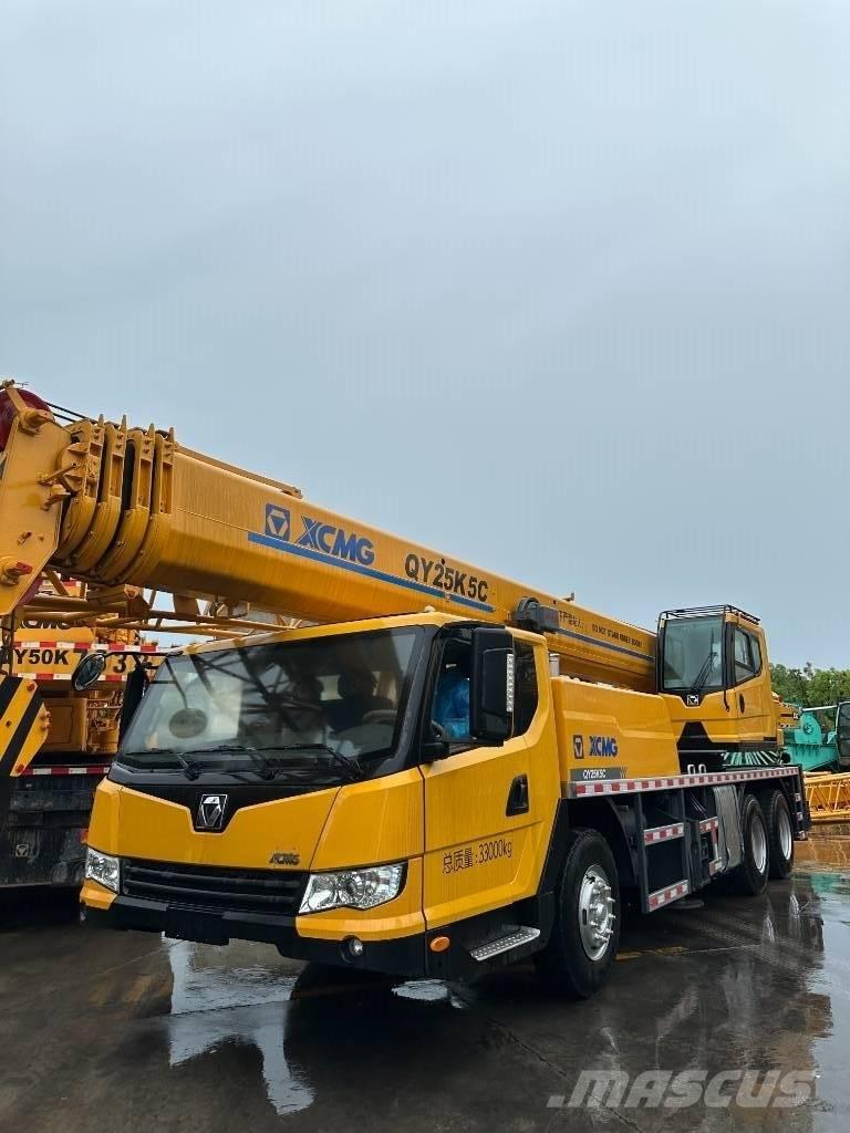 XCMG QY25KC Røff terreng kraner