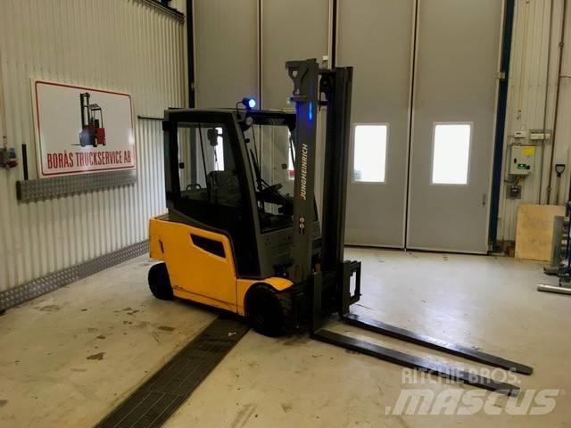 Jungheinrich EFG 320 Elektriske trucker