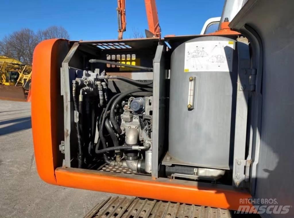 Hitachi EX 100 Beltegraver