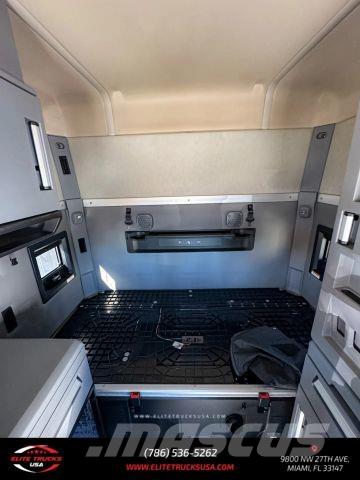 Mack Anthem Trekkvogner