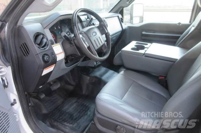 Ford F450 Bilmontert lift