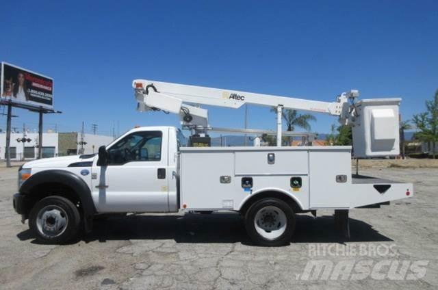 Ford F450 Bilmontert lift
