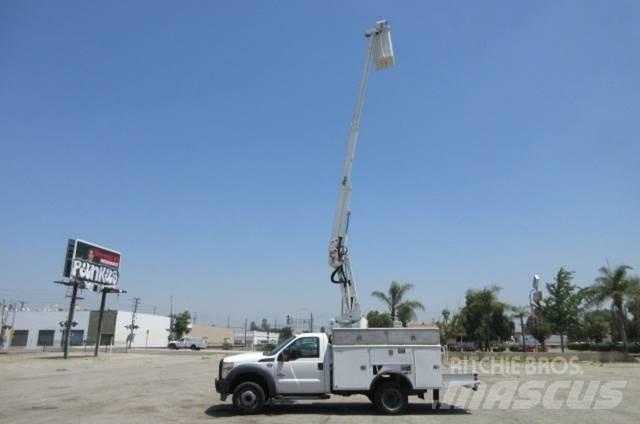 Ford F450 Bilmontert lift