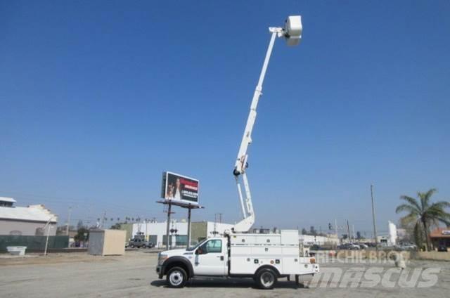 Ford F550 Bilmontert lift