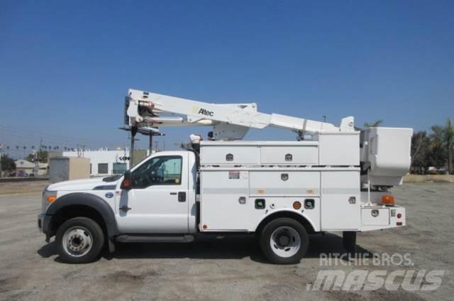 Ford F550 Bilmontert lift