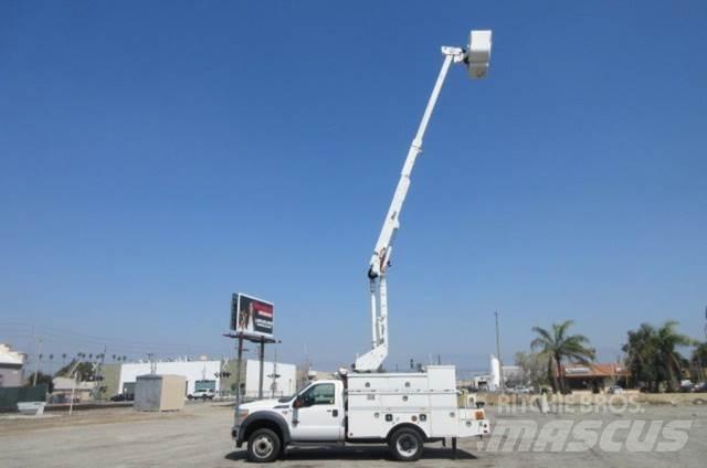 Ford F550 Bilmontert lift