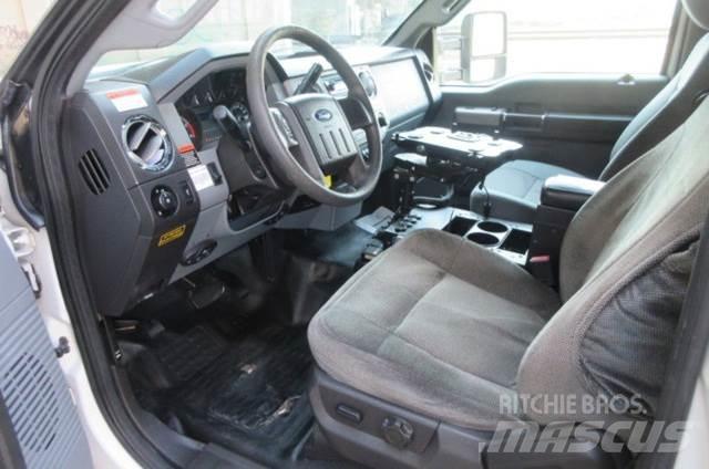 Ford F550 Bilmontert lift