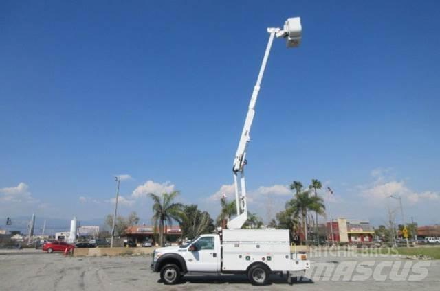 Ford F550 Bilmontert lift