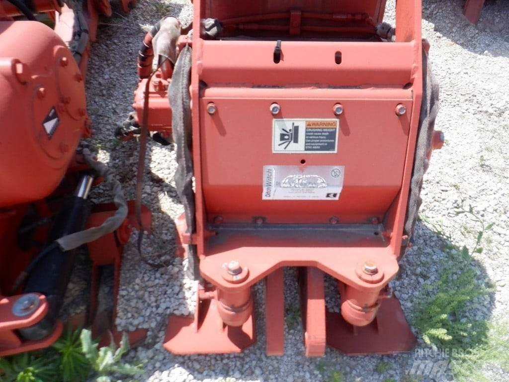 Ditch Witch M530 Ploger