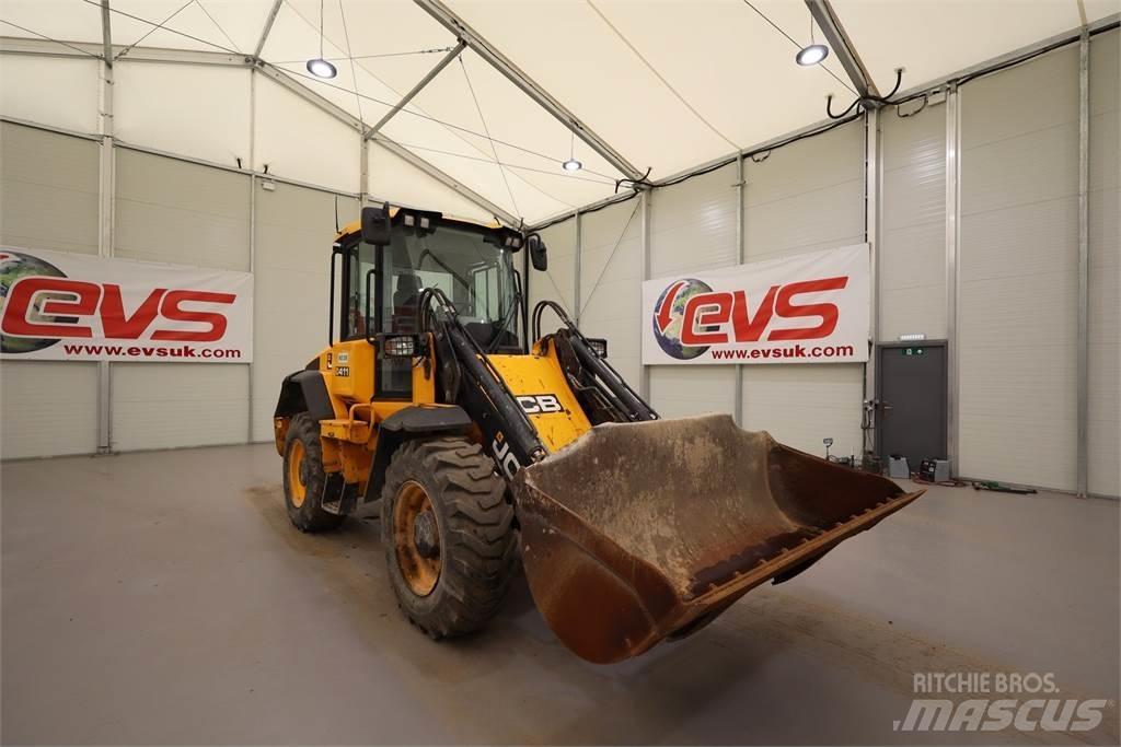 JCB 411 WHEEL LOADER Sette- og Plantemaskiner
