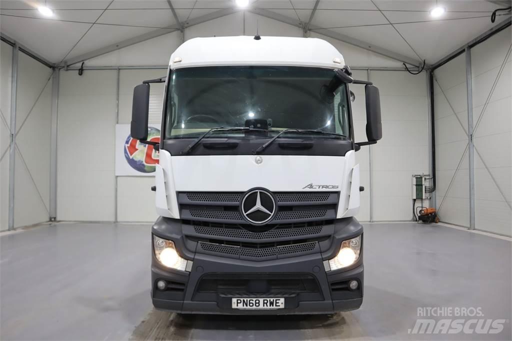 Mercedes-Benz ACTORS 1846 Trekkvogner