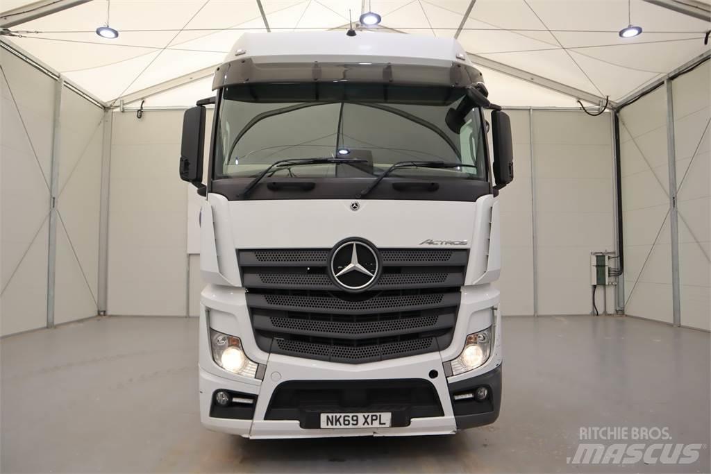 Mercedes-Benz Actros 2545 Trekkvogner