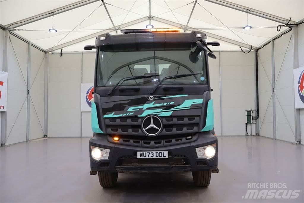 Mercedes-Benz AROCS 3240 Tippbil