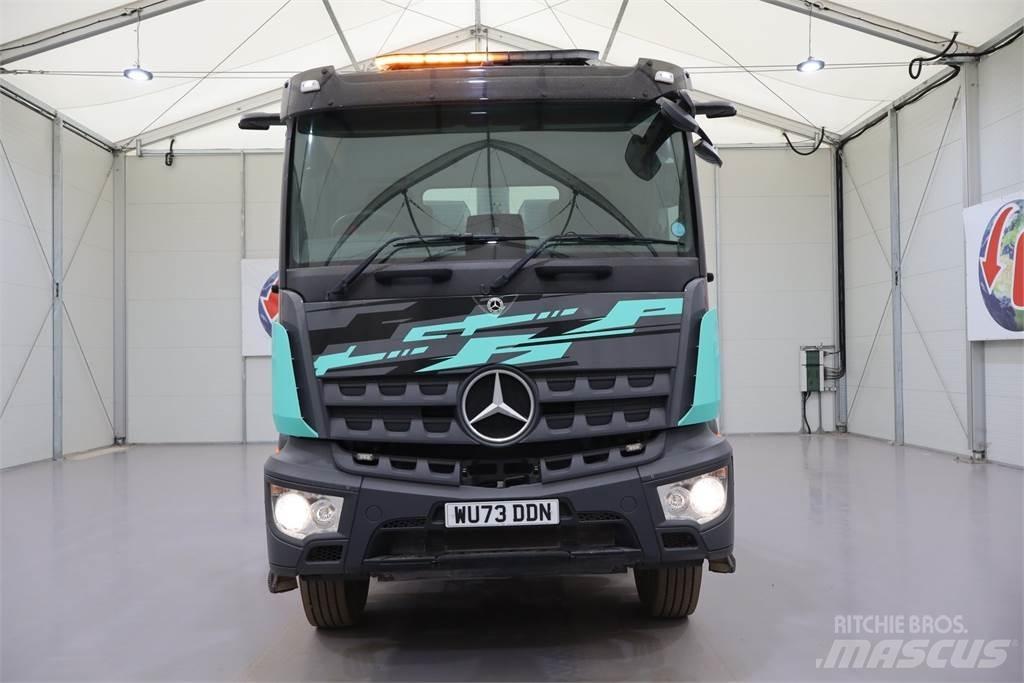 Mercedes-Benz AROCS 3240 Tippbil