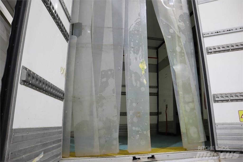 Mercedes-Benz AXOR 1824 Fryse containere