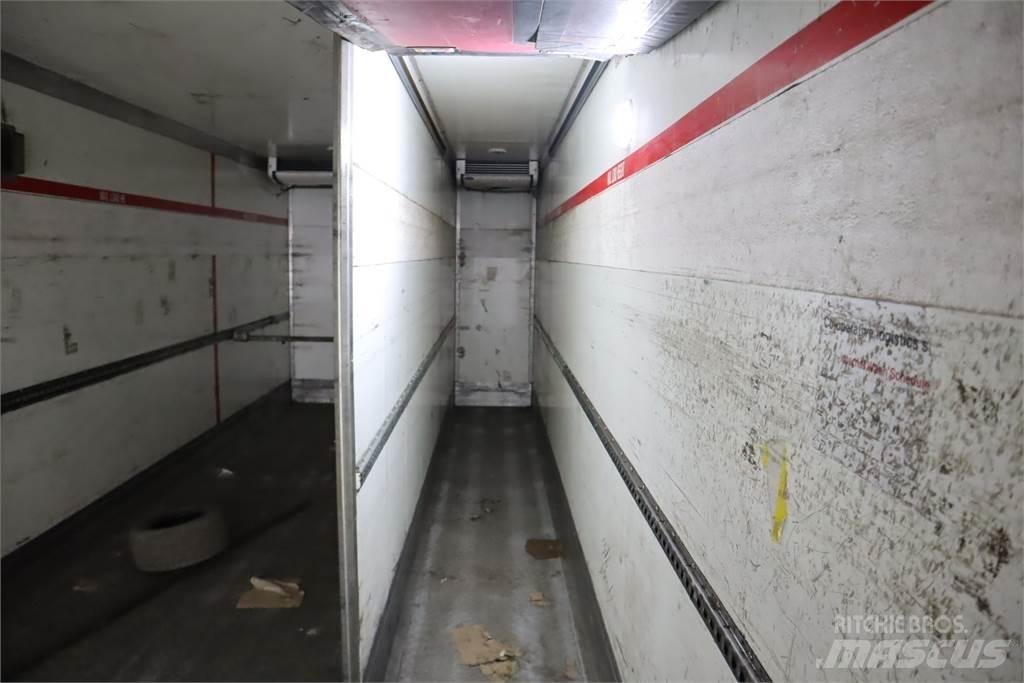 Scania P230 Fryse containere