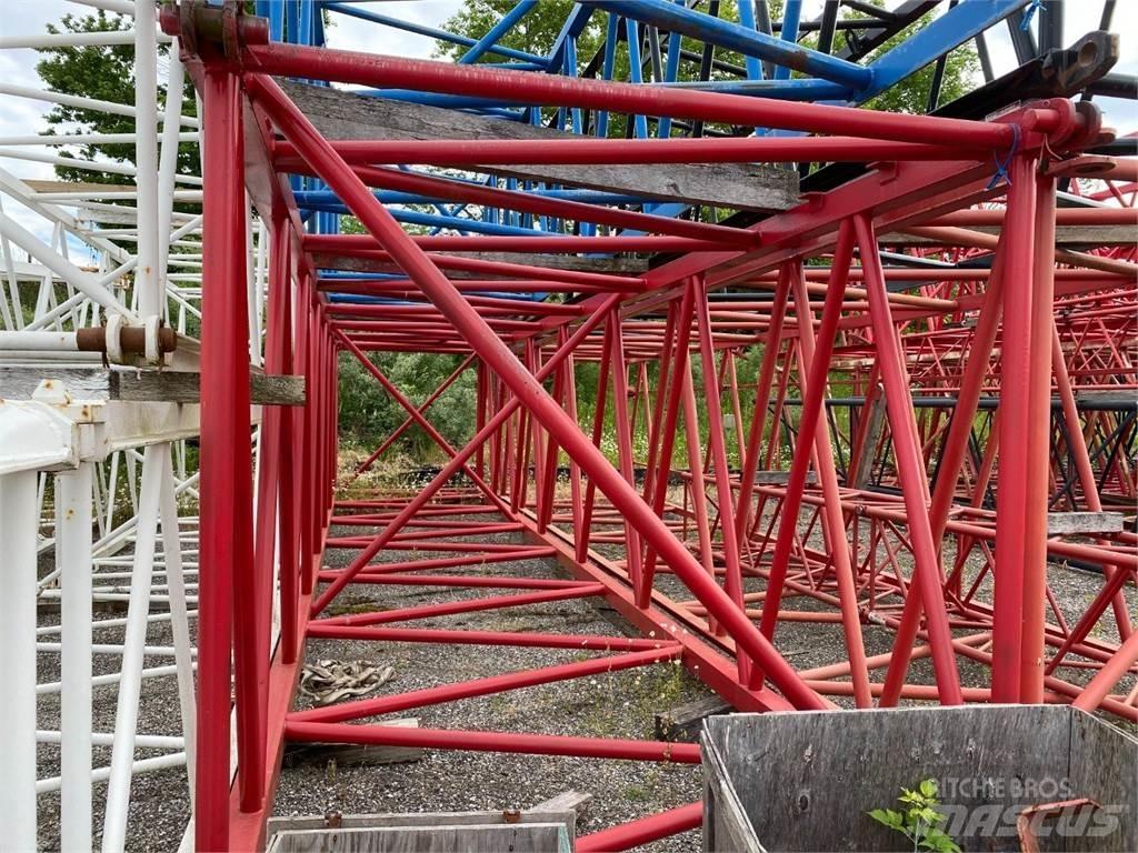 Manitowoc #22 Bommer og stikker
