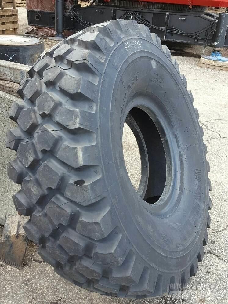 Michelin 16.00R20 Dekk, hjul og felger