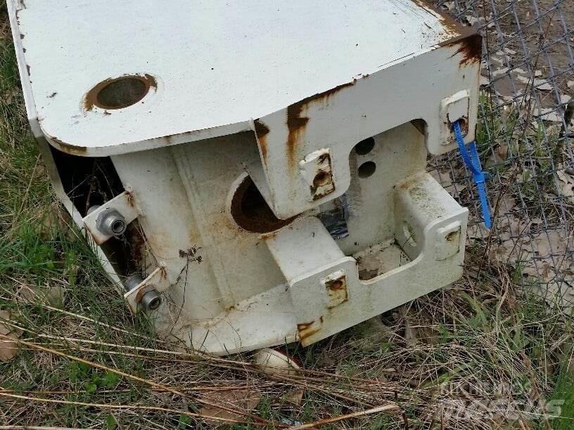 Terex  Bommer og stikker