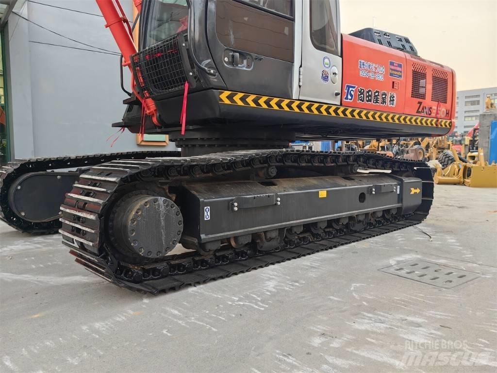 Hitachi ZX 350 H Beltegraver