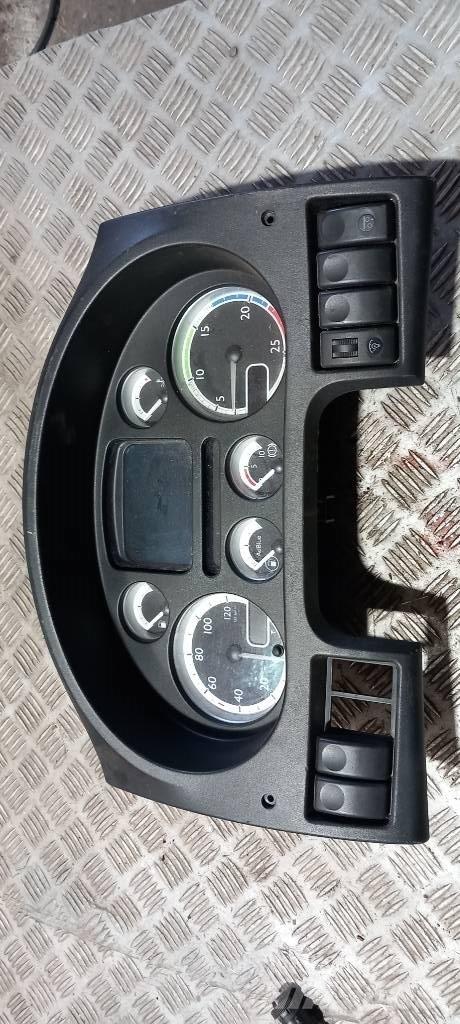 DAF XF 105.   1789469 Lys - Elektronikk