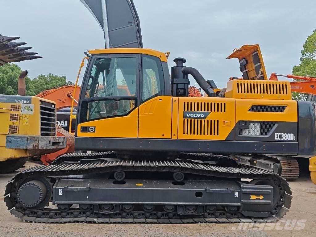 Volvo EC 380 D L Beltegraver