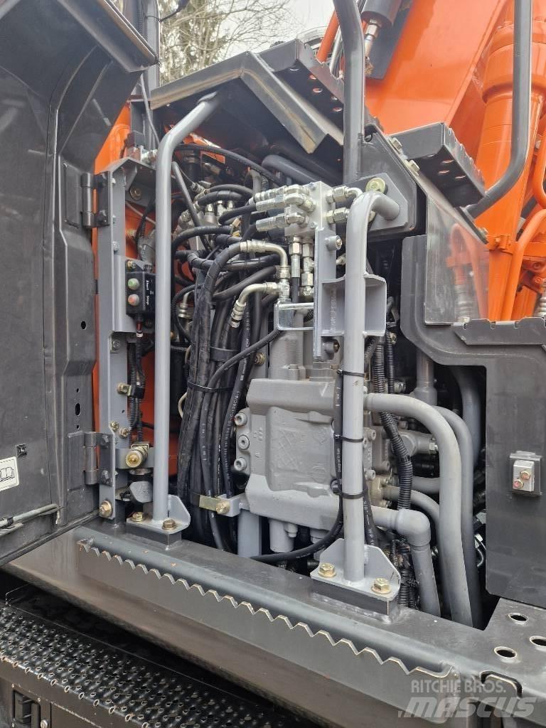Hitachi ZX 145 W-6 Hjulgravere
