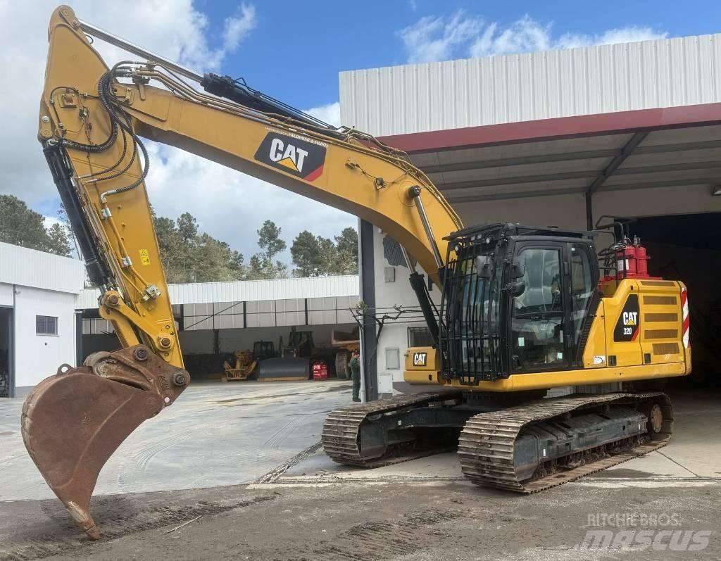 CAT 320 Beltegraver