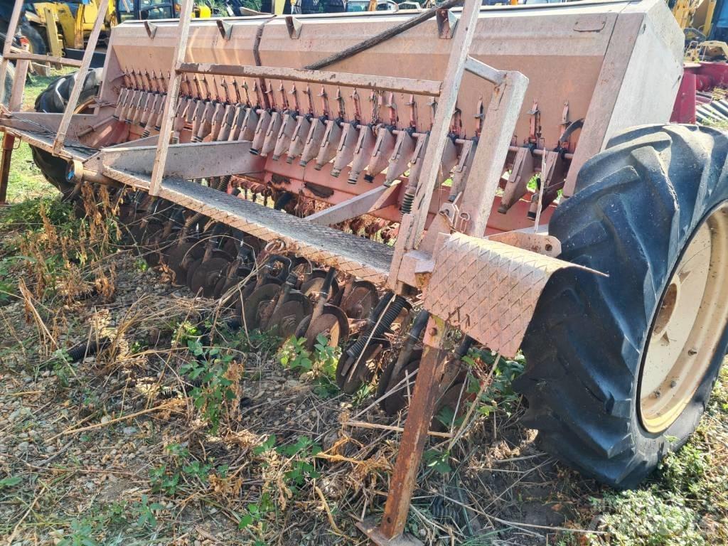 Kuhn 4M Kombinerte såmaskiner