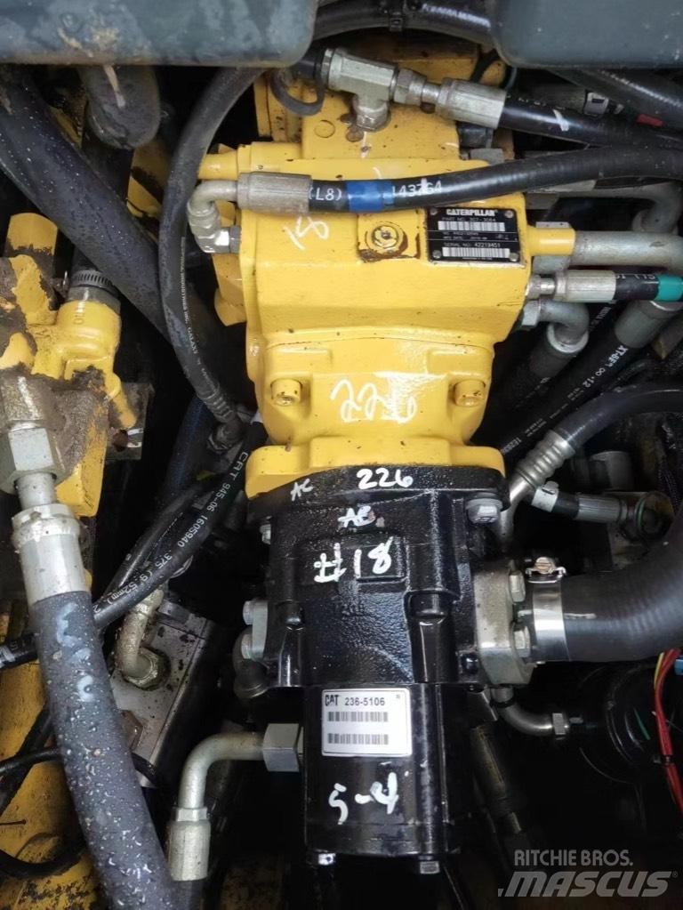 CAT 226 B Kompaktlastere