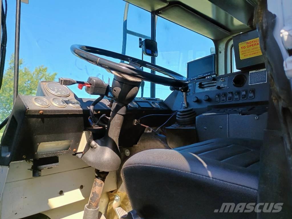 Mack MR Renovasjonsbil