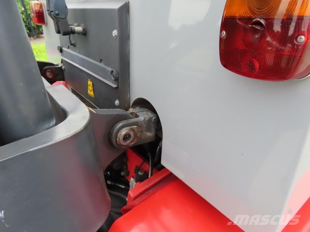 Kalmar DCF 80-6 Diesel Trucker