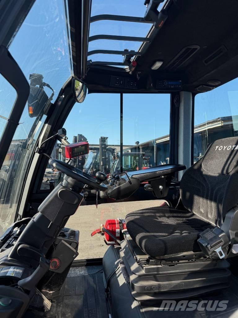 Toyota truck 8 FD40N Diesel Trucker