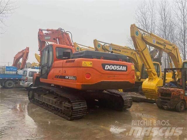 Doosan DX 300 Beltegraver
