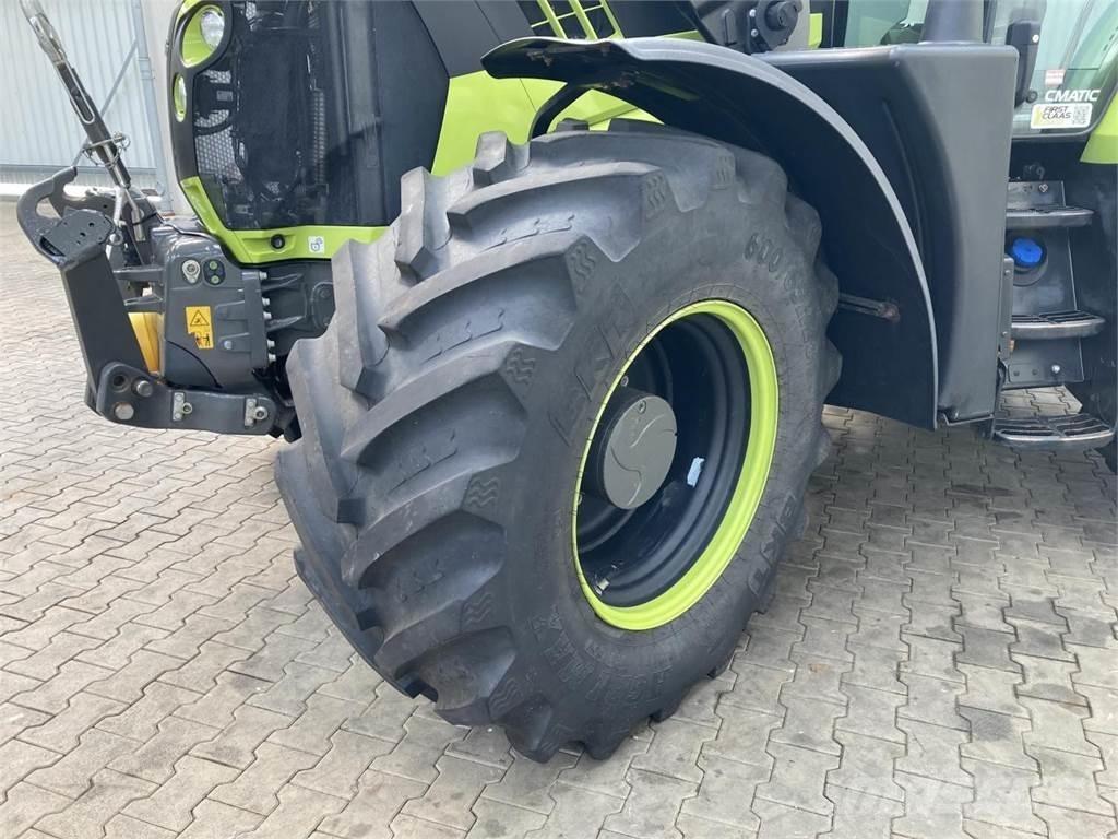 CLAAS Arion 660 Traktorer
