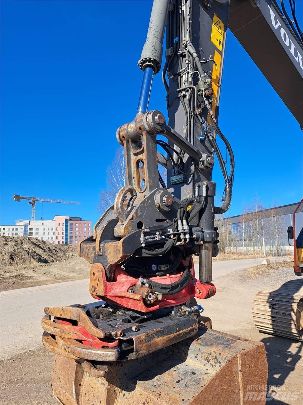 Volvo EC220EL Beltegraver