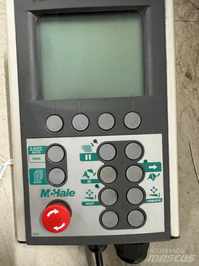McHale F5600 Rundballepresser