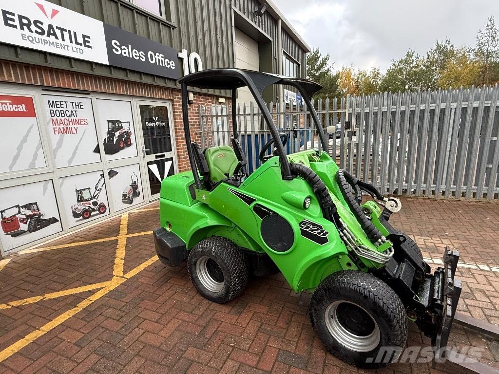 Avant 528 Minilastere