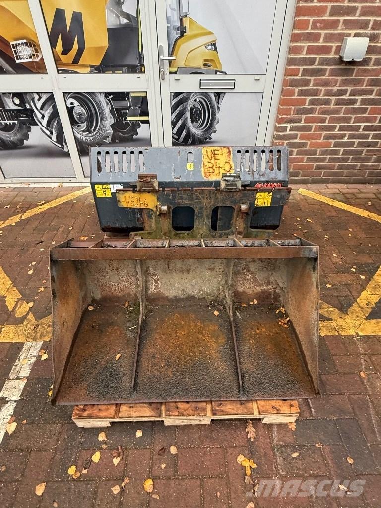 Avant 528 Minilastere