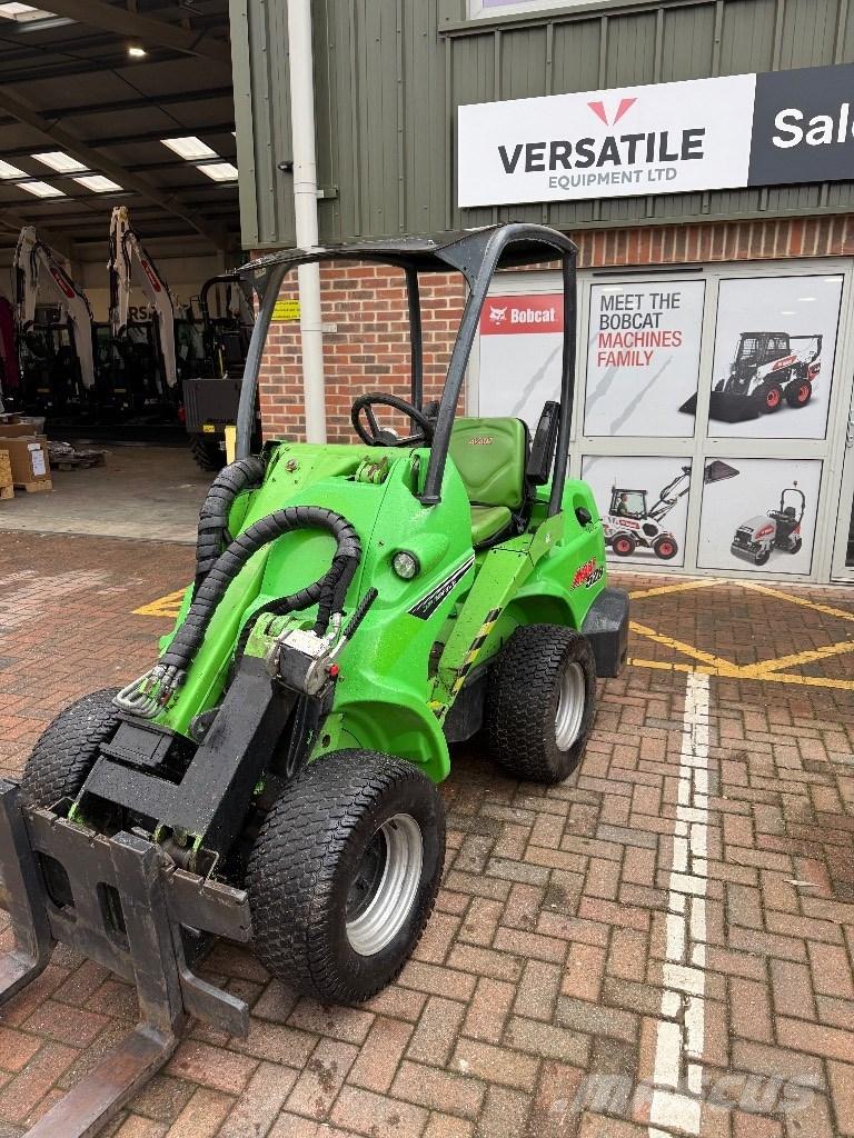 Avant 528 Minilastere