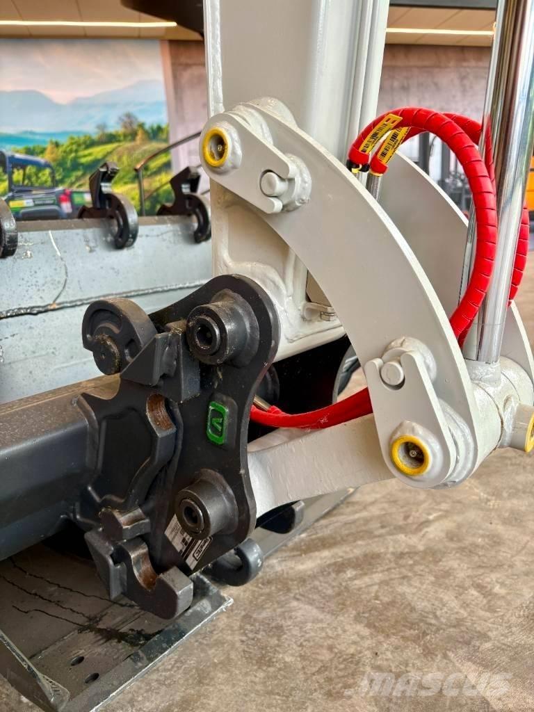 Takeuchi TB 225 Minigravere <7t